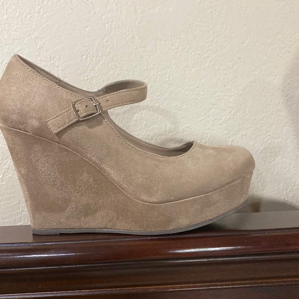 Women shoes